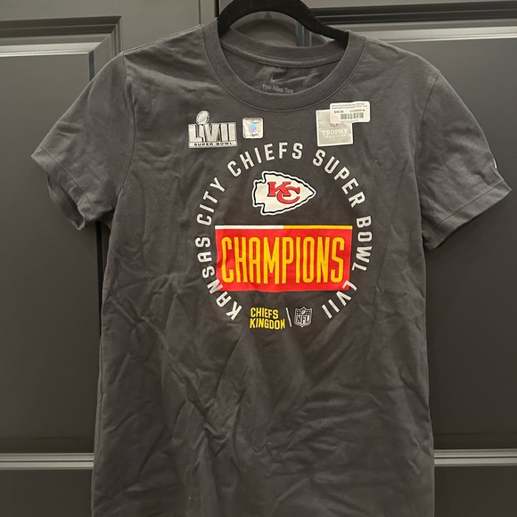 NEVER WORN Chiefs Limited Edition Super Bowl Tee - Picture 1 of 5
